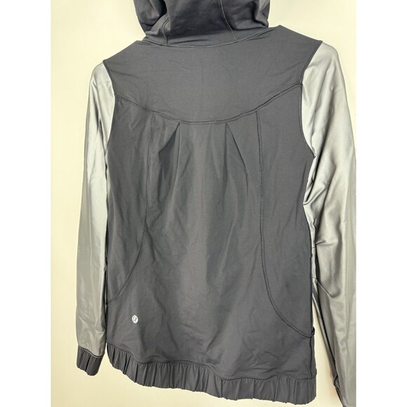 Lululemon Fleet Street Hoodie *Reflective Sleeves Black Size 4? See Measurements - Picture 11 of 12